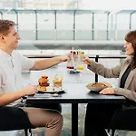 كورتيارد باي ماريوت مطار براغ