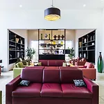 كورتيارد باي ماريوت مطار 4*