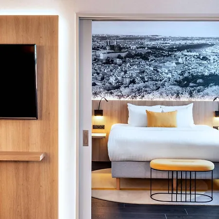 Szálloda Courtyard By Marriott Airport