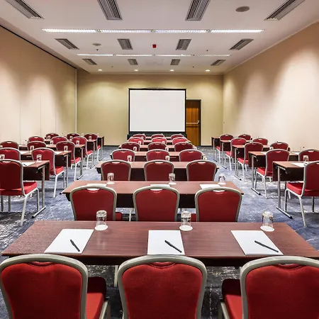 코트야드 바이 메리어트 에어포트 호텔 프라하