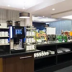 Courtyard By Marriott Airport 4*