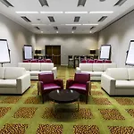 Hotel Courtyard By Marriott Airport Praag