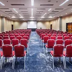 Courtyard By Marriott Airport 4* Praag